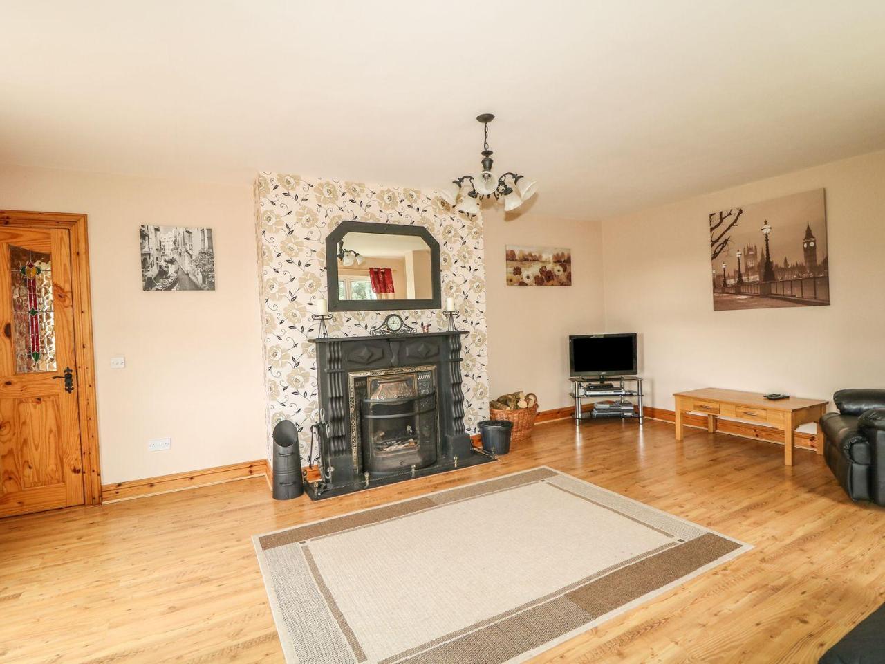 Kate'S Cottage Rathmullan Exterior foto